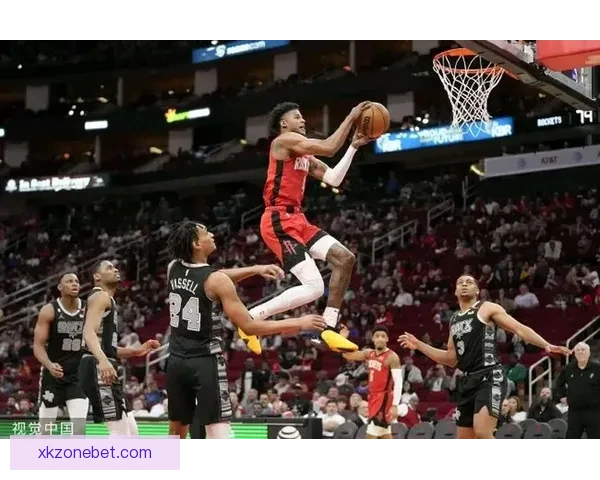 克莱四分钟狂砍十四分直言马刺替补别紧张我们在摆烂